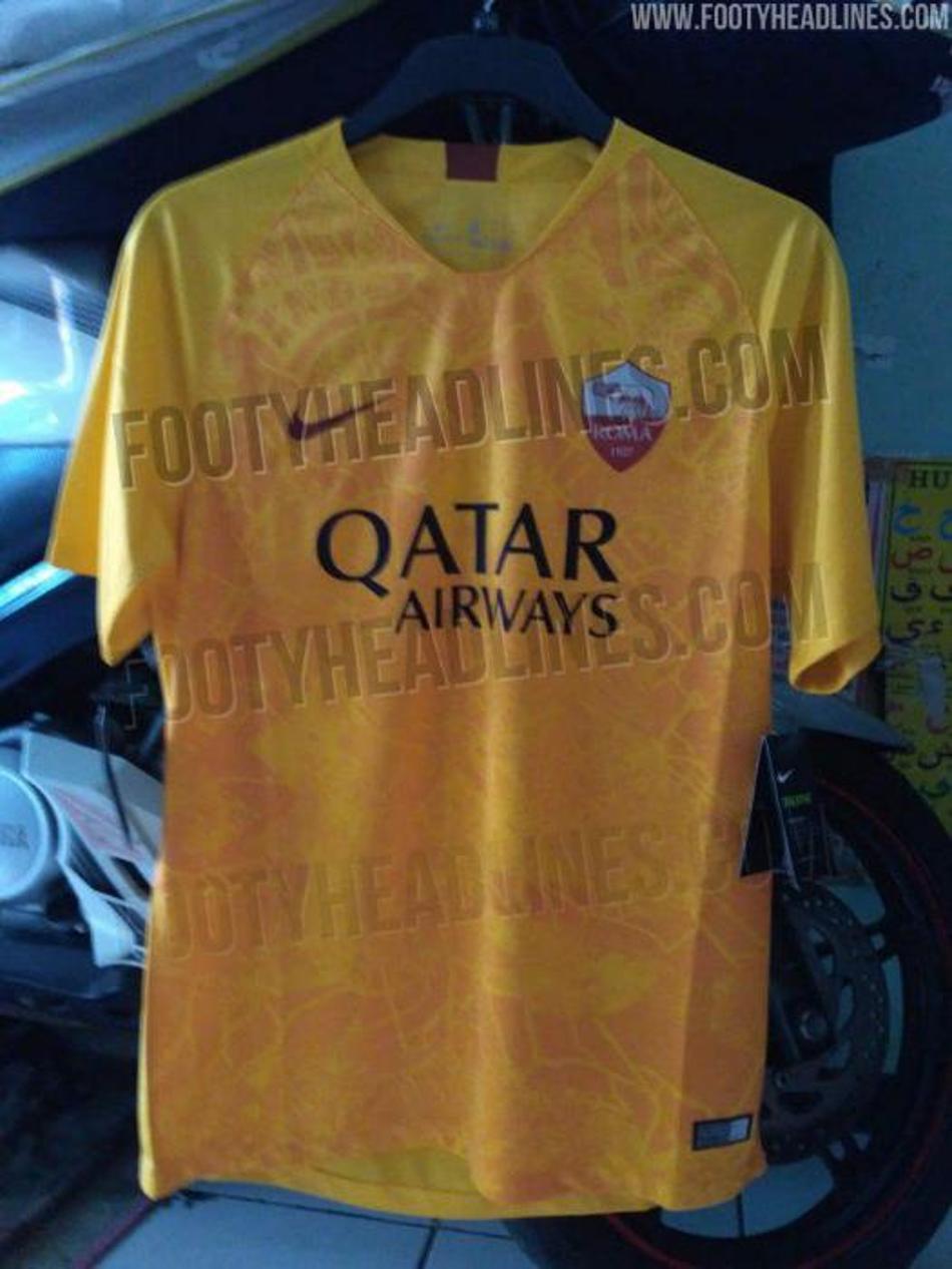 Novas camisas 3 da Roma e do Milan + sete camisas: confira pacotão de novidades