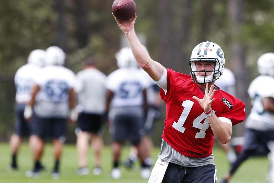 Por que ainda temos calouros sem contrato com seus times?