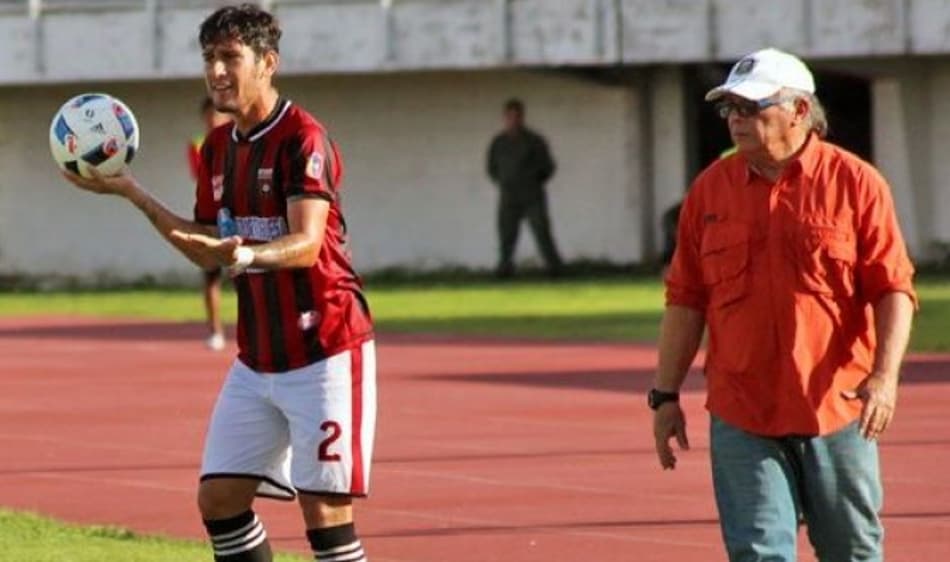 Na segunda rodada, Clausura venezuelano tem primeira queda de técnico