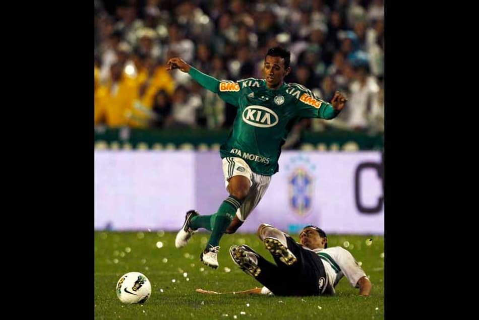Ex-Palmeiras, Juninho participa de live e relembra títulos pelo Verdão