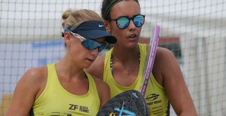 Brasileira perde no detalhe na semi do Mundial da ITF de Beach Tennis