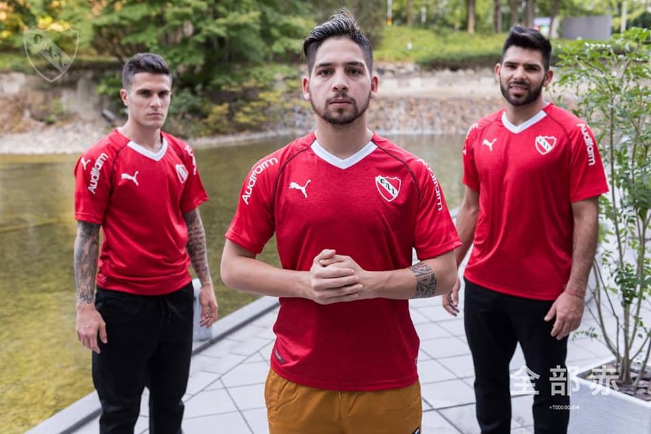 Independiente (ARG) lança uniformes 1 e 2 para a temporada; veja imagens