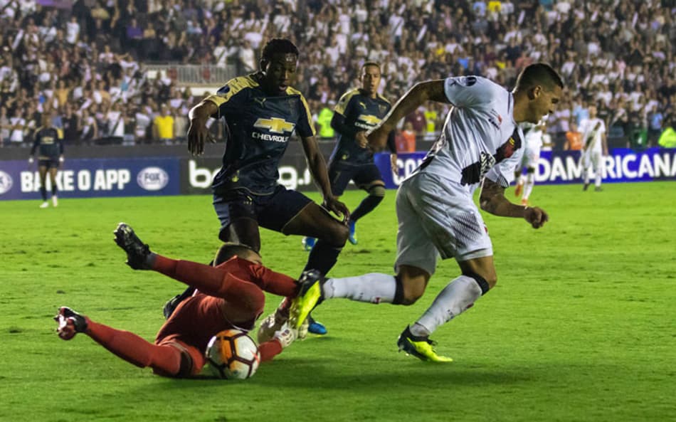 Confira a seguir a galeria especial do LANCE! com imagens do jogo entre Vasco e LDU nesta quinta-feira