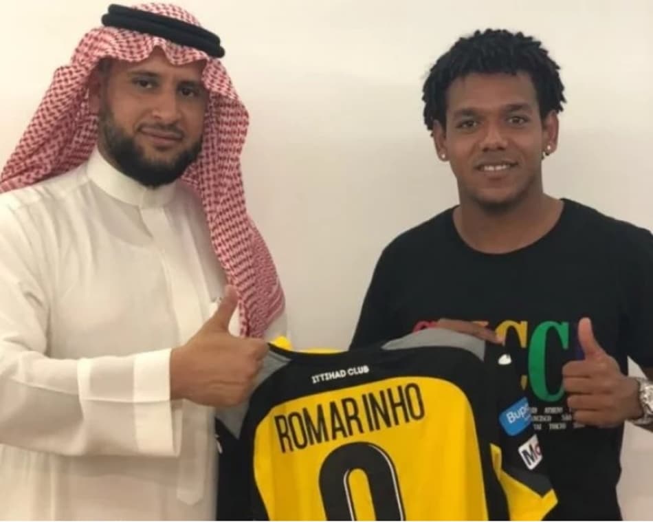 Atacante brasileiro Romarinho deixa clube dos Emirados Árabes