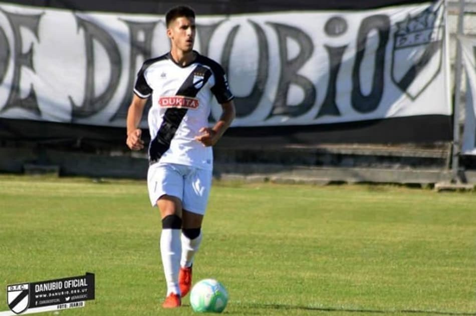 Danubio anuncia empréstimo do zagueiro Martín Rea ao Atlético-MG