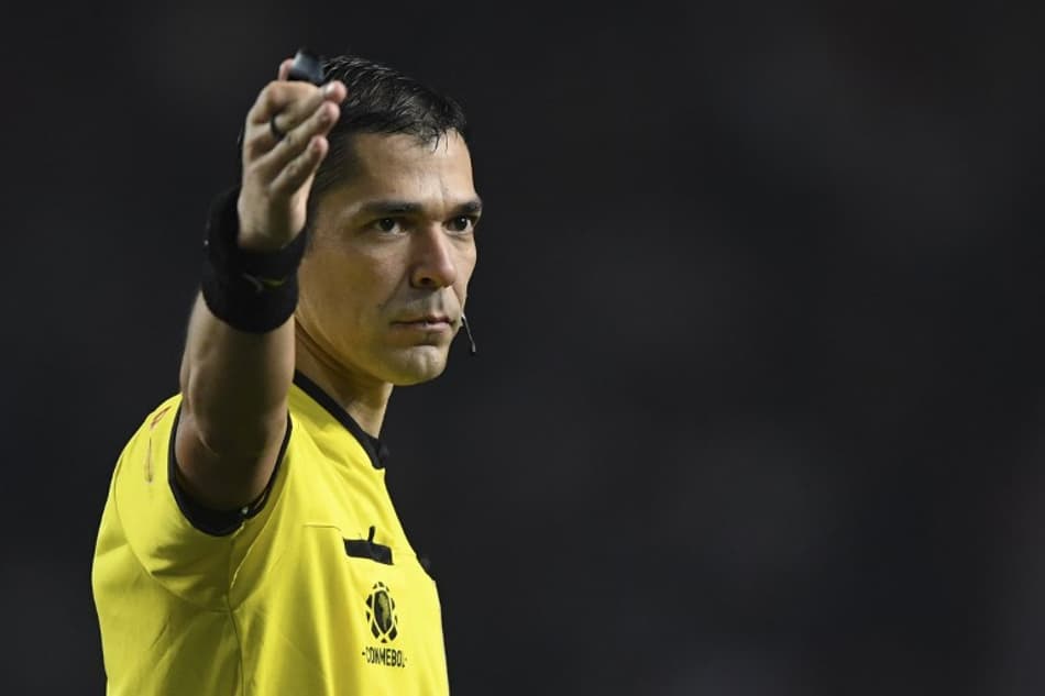 Confira quem apita o jogo do seu time na Libertadores