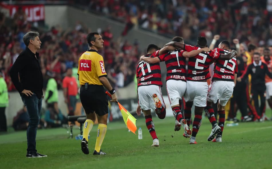 Liberta, Copa do Brasil e Brasileirão: O saldo do Fla na maratona de agosto