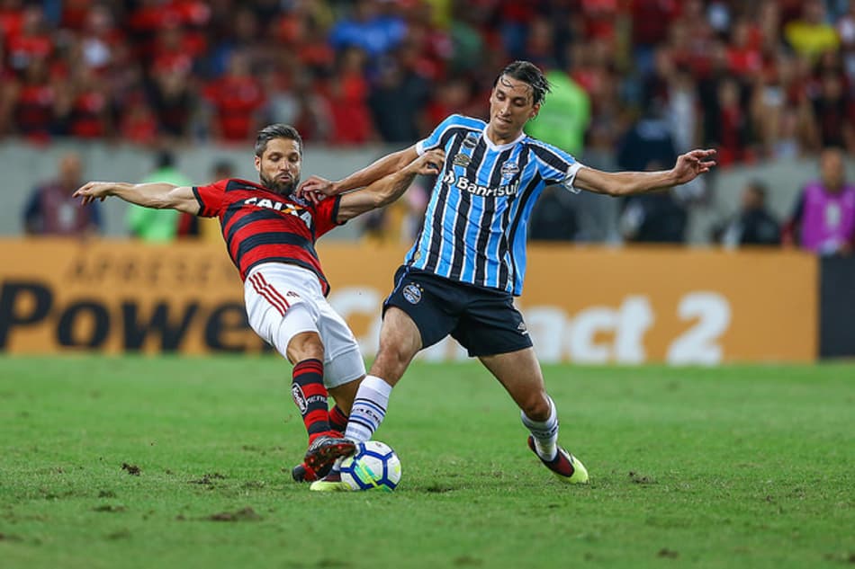 Jogadores do Grêmio analisam a eliminação da Copa do Brasil