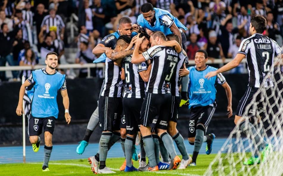 Botafogo acerta pagamentos de julho a jogadores. Funcionários aguardam; time terá mudanças importantes