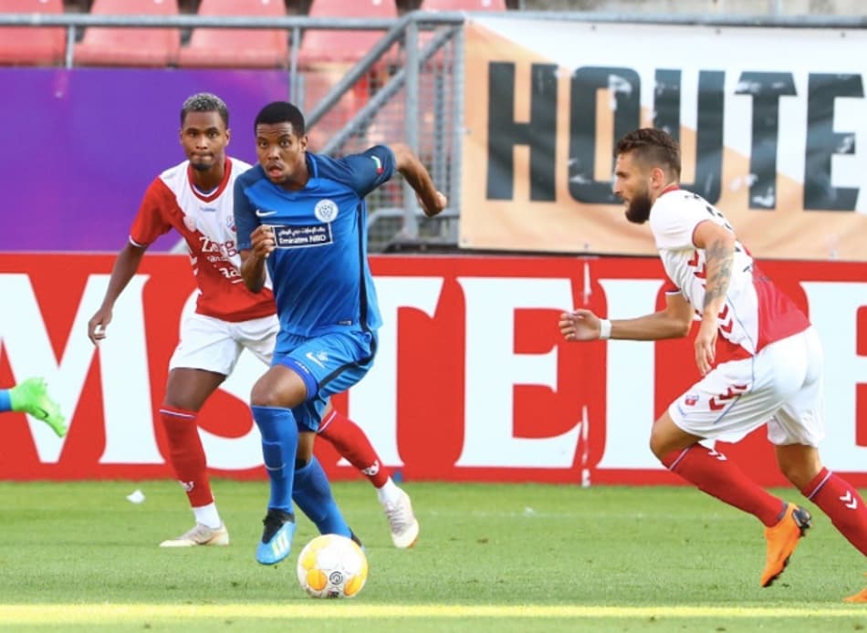 Ex-Avaí é destaque em partida do Al Nasr nos Emirados Árabes
