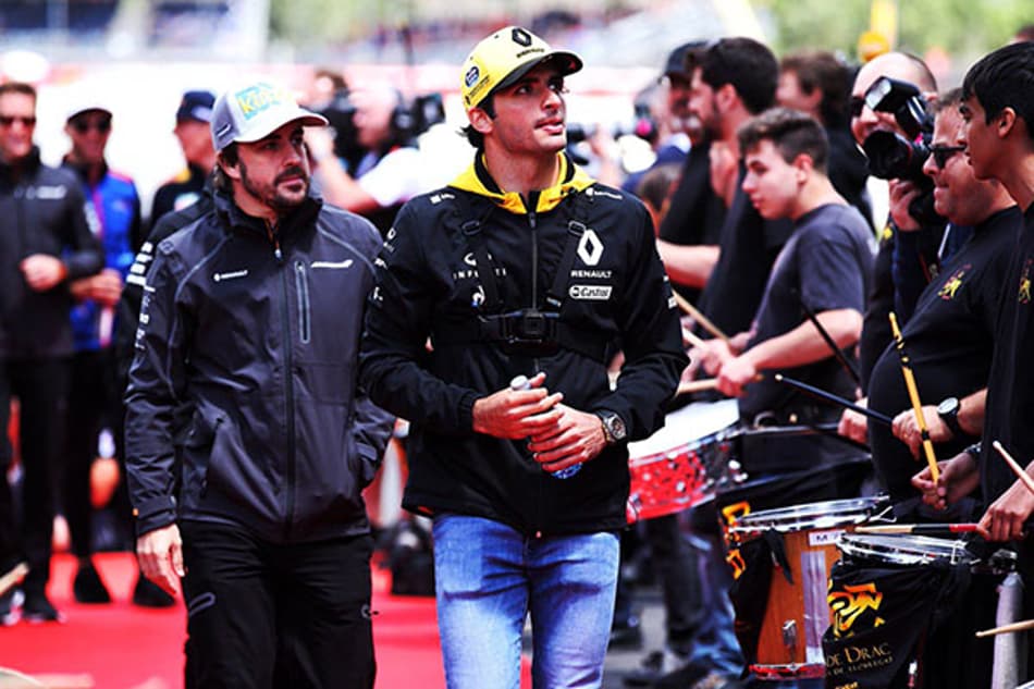 Sainz traz “juventude e experiência” para a McLaren, diz Brown