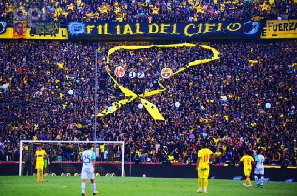 Partida do Barcelona no Equador foi marcada pela emoção