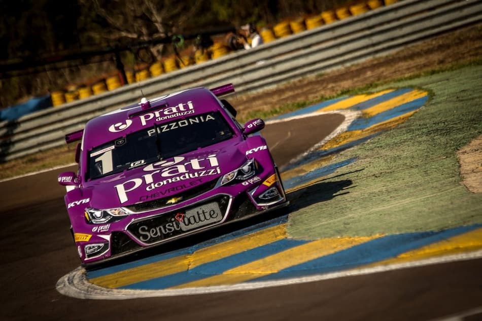 Pizzonia faz a melhor volta da Stock Car em Campo Grande