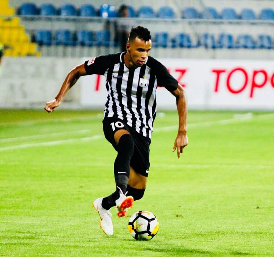 Com passagem no Corinthians, brasileiro hoje na Europa sonha com retorno