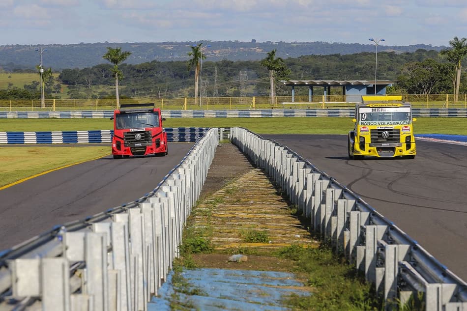 Rogério Castro, Paulão Gomes e Alencar Jr. abrilhantam grids em Goiânia