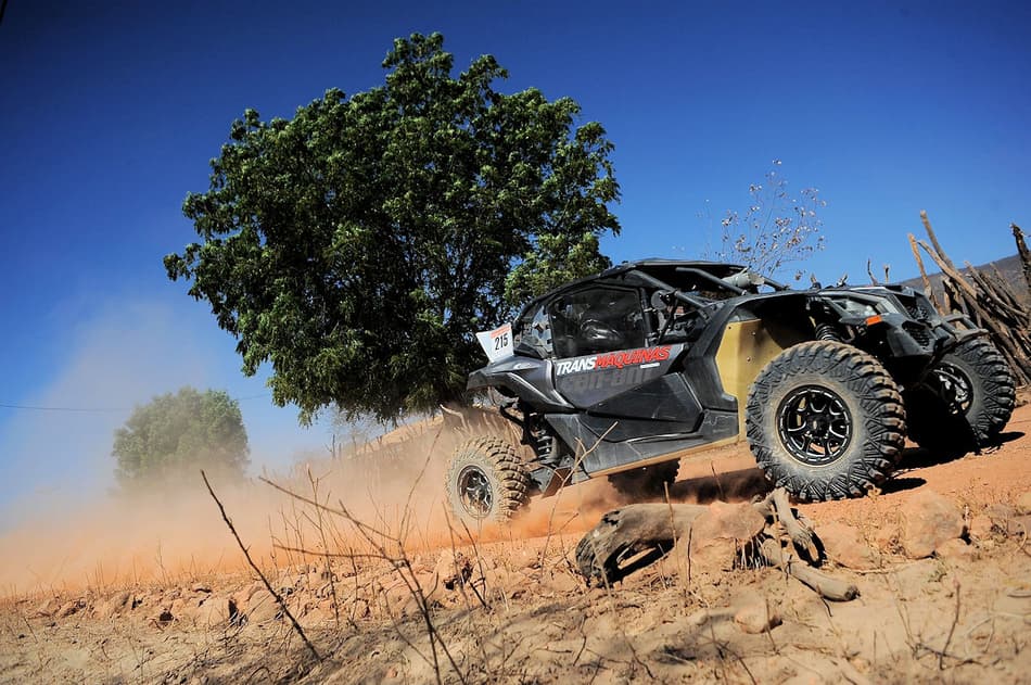 Rally dos Sertões chega ao Piauí após "etapa do inferno"