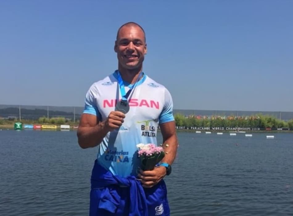 Caio Ribeiro conquista medalha de prata no Mundial de Paracanoagem