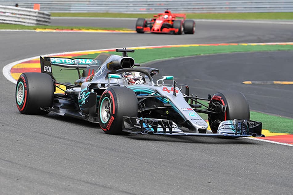 Lewis Hamilton: “Mercedes ainda está atrás da Ferrari”