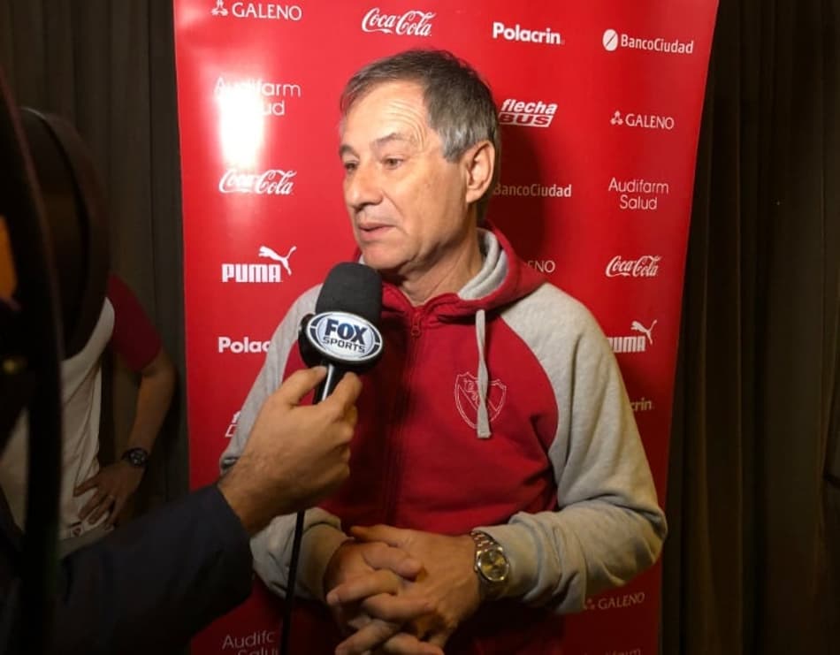 Independiente chega ao Brasil ainda à espera da Conmebol; clima é ameno