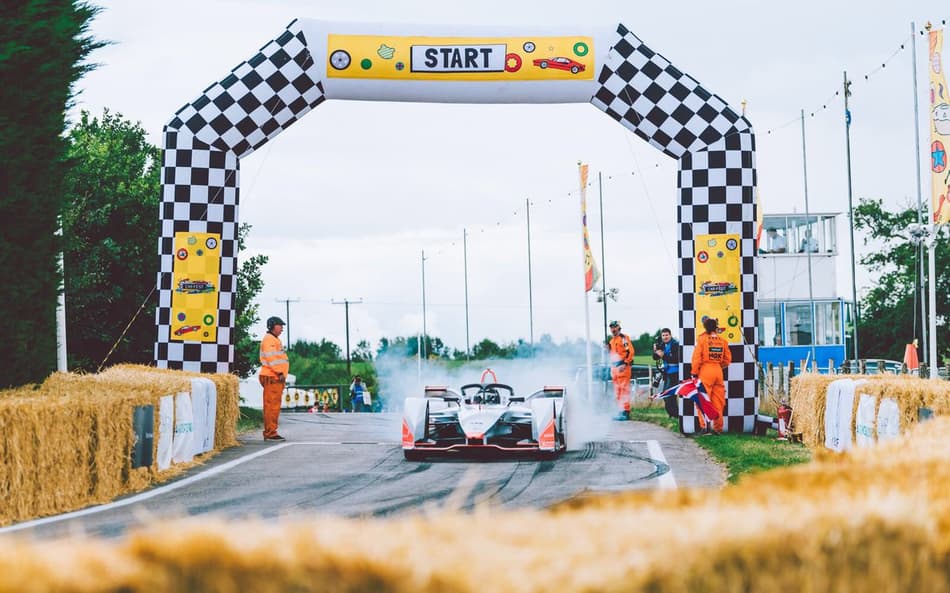 Mahindra apresenta o Gen 2 para o público no Reino Unido