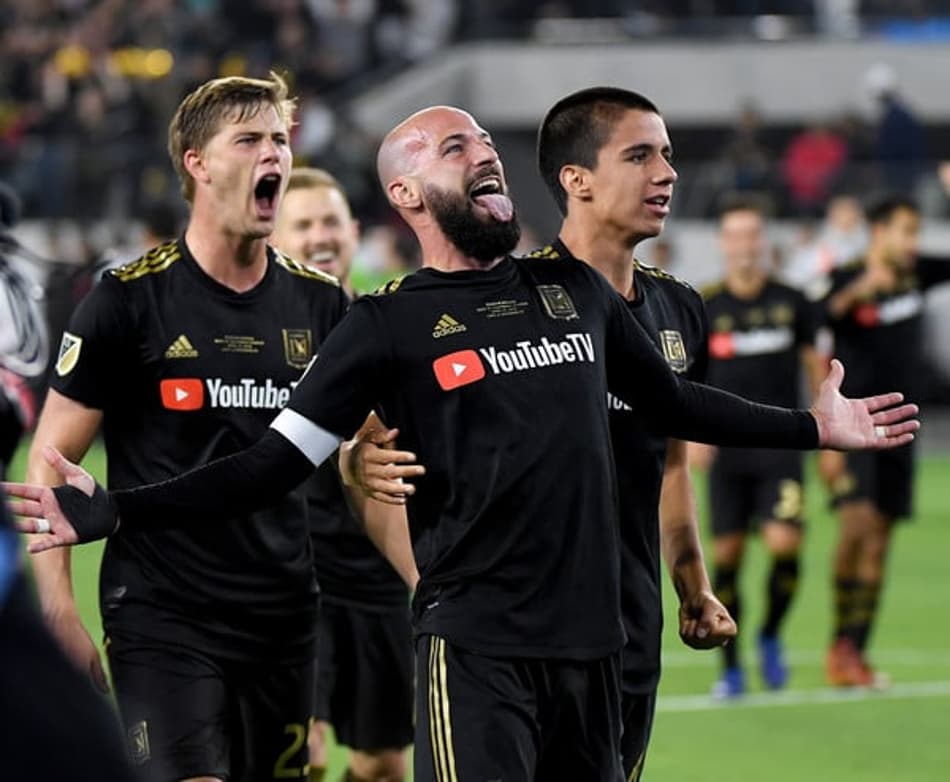 Zagueiro Laurent Ciman será reforço de time da Ligue 1