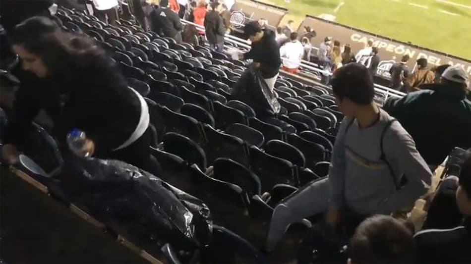 Torcedores do Olimpia dão exemplo nas arquibancadas