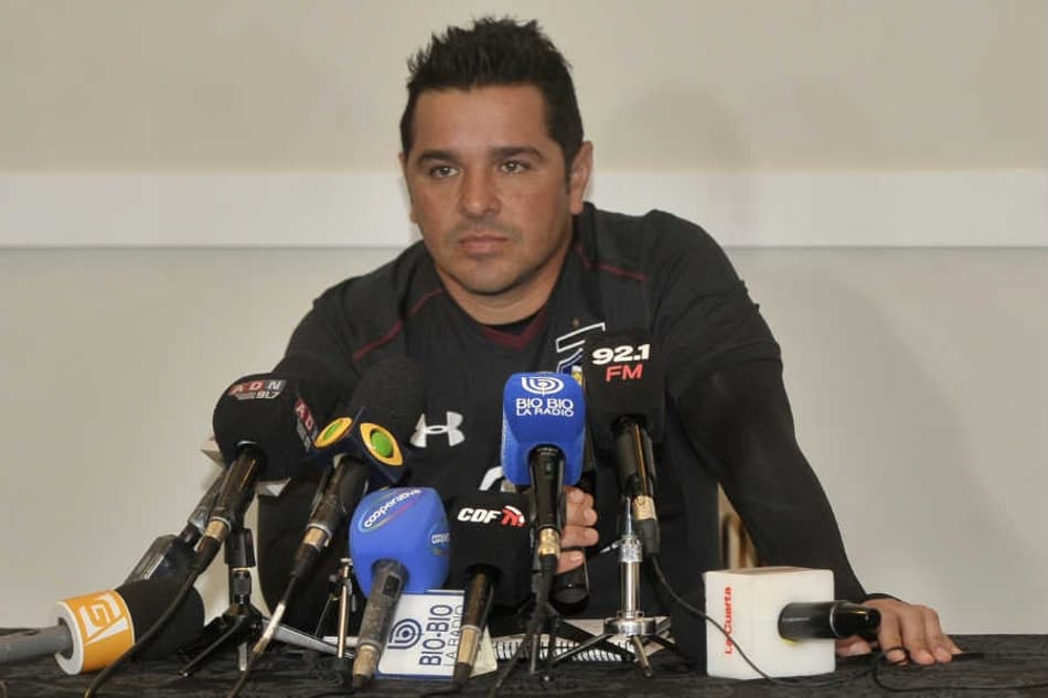 “É a partida mais importante nos últimos 21 anos”, afirma técnico do Colo-Colo