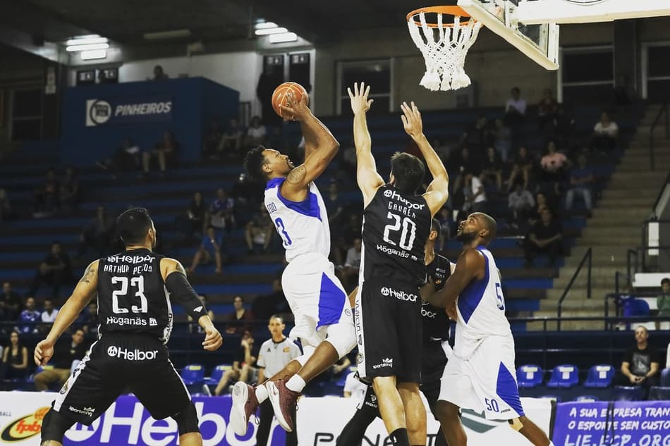 Basquete: Em jogo com prorrogação, Mogi vence Pinheiros no Paulista
