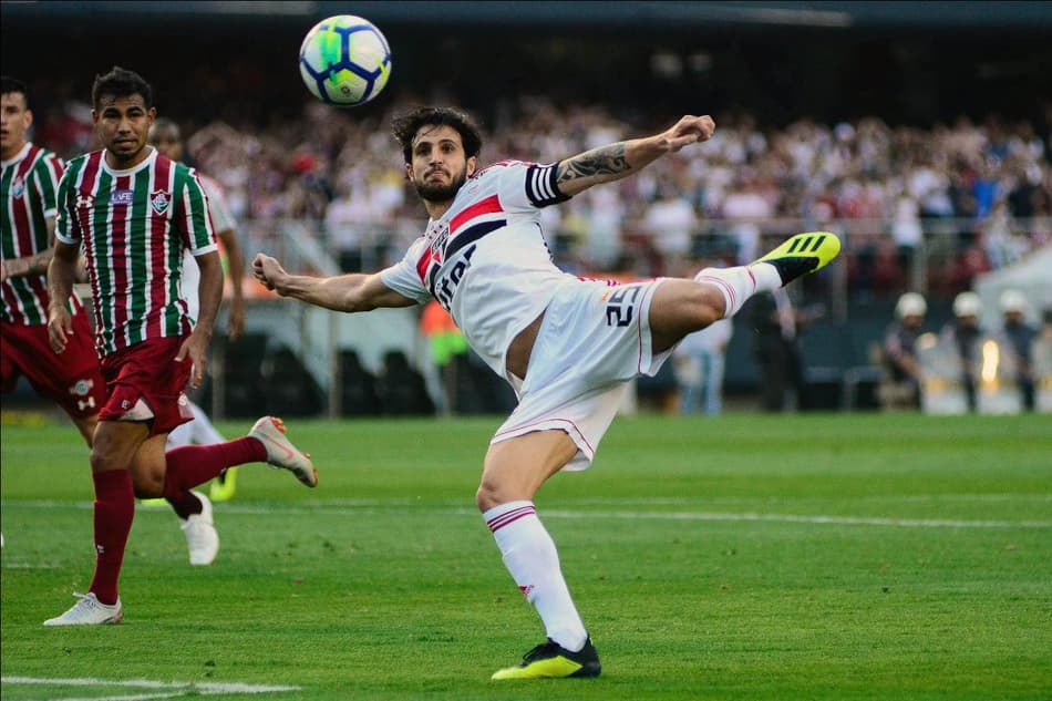 Jogadores do São Paulo exaltam 'superação' após empate com o Flu
