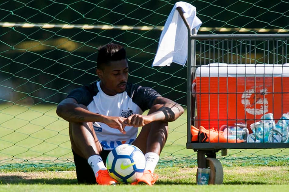Cuca deixa Bruno Henrique no banco a fim de recuperá-lo ‘gradativamente’