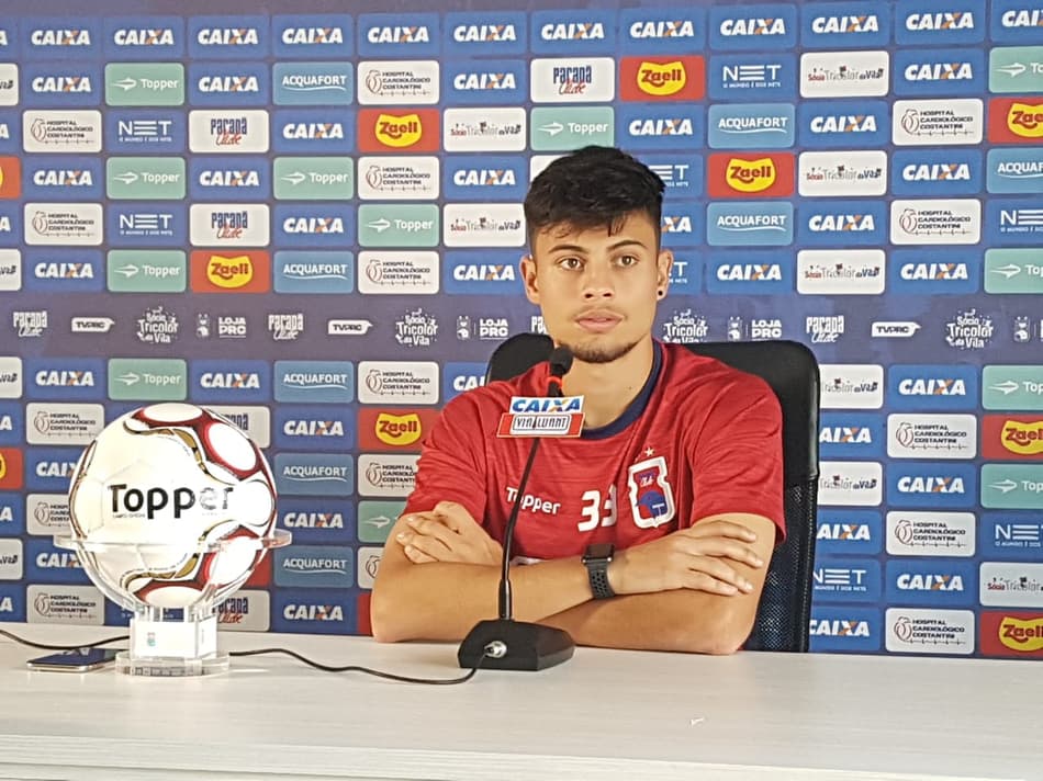 Leandro Vilela completa 100 jogos oficiais pelo Paraná Clube