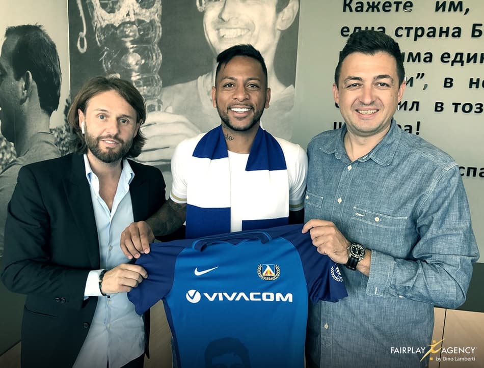 Ex-Grêmio, atacante brasileiro acerta com o Levski Sofia, da Bulgária