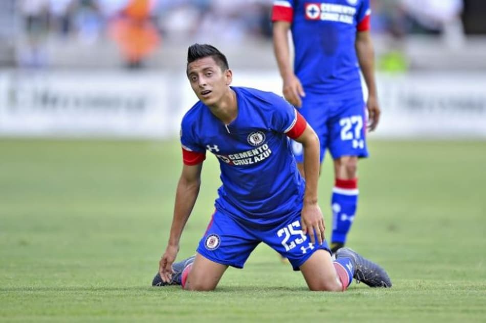 Equipe inglesa demonstra interesse em contratar “Novo Chicharito”