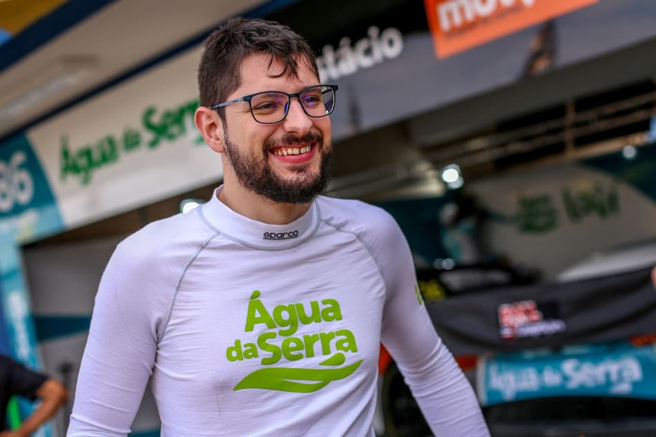 eSports: Gustavo Frigotto disputa etapa do mundial organizado pela Mercedes-Benz