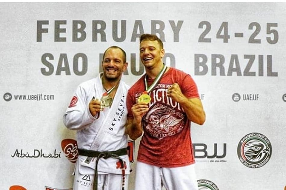 'Dr. faixa-preta' entra em ação no Jiu-Jitsu e afirma: 'Vamos pra cima'