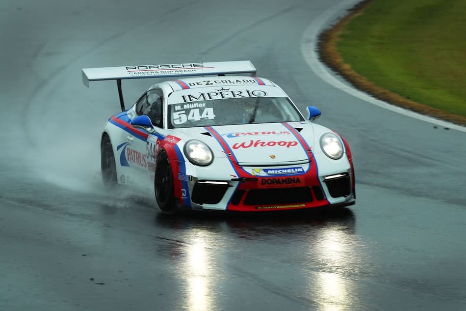 Marçal Müller é o pole na Carrera Cup 4.0 e Enzo Elias na Carrera Cup 3.8 no Velo Città