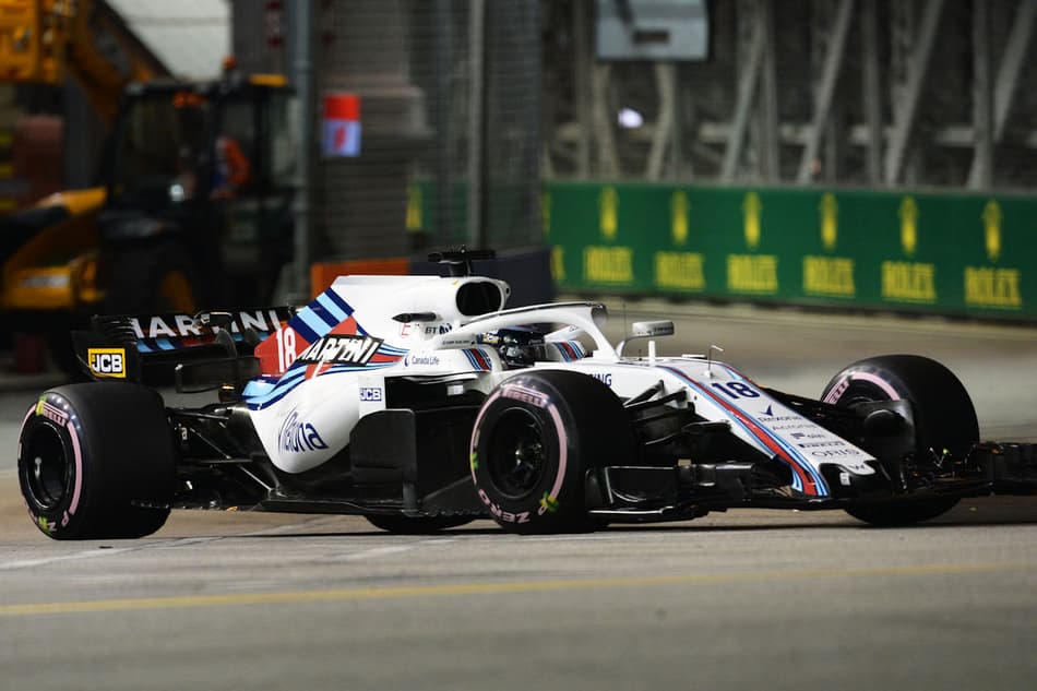 Williams na última fila do grid de Singapura