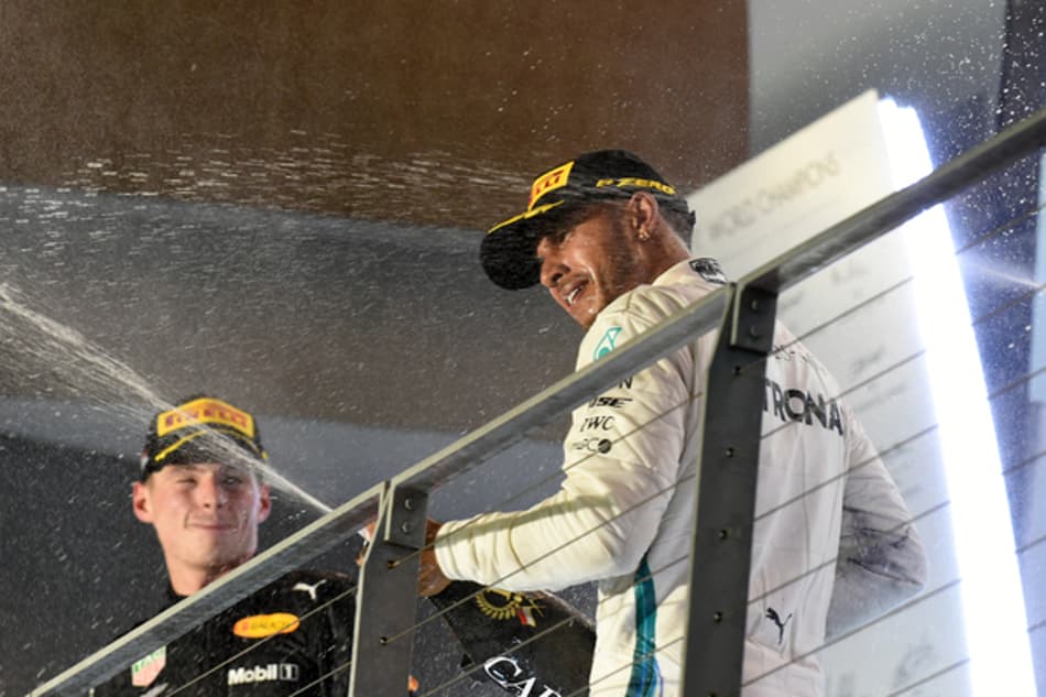 Hamilton: “Eu estou exausto! Essa foi uma corrida difícil”
