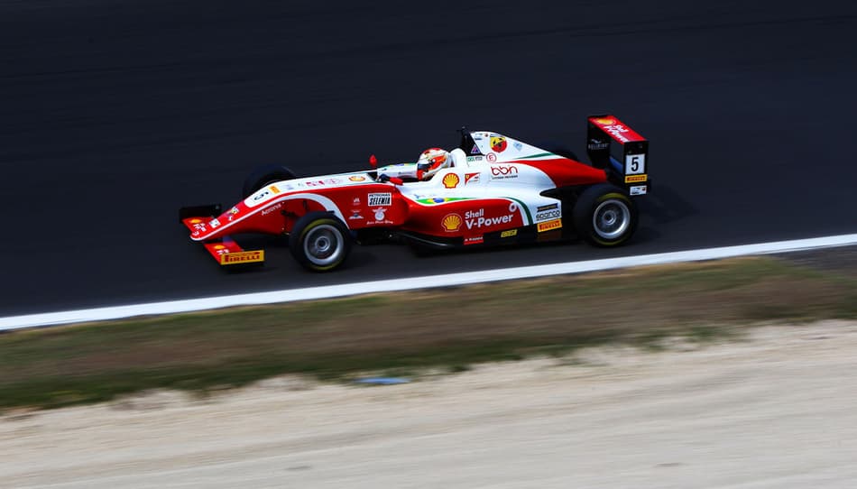 Em Mugello, Gianluca Petecof dá à Academia Shell sua primeira vitória na F4 Italiana