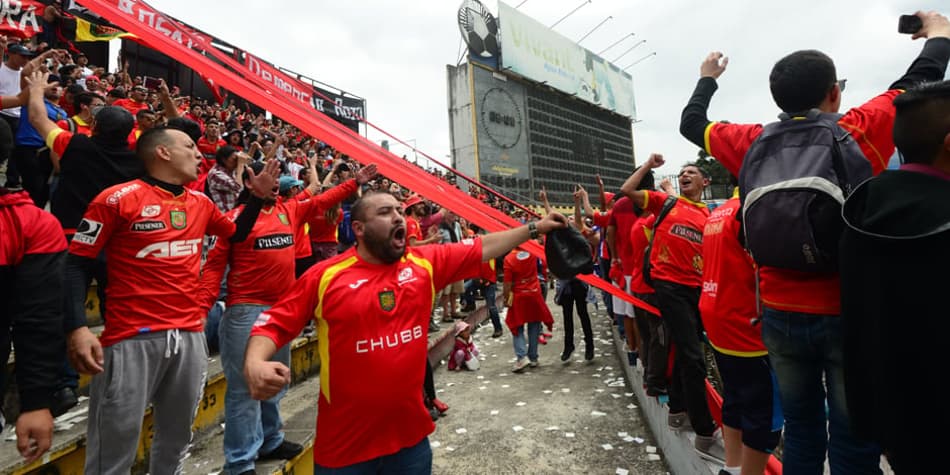 Deportivo Cuenca tem mobilização para levar torcedores a jogo contra o Flu