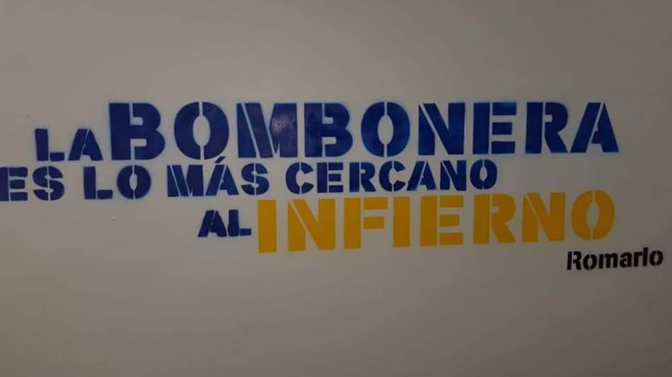 Boca Juniors escreve frases de Pelé e Romário no vestiário da La Bombonera; Confira