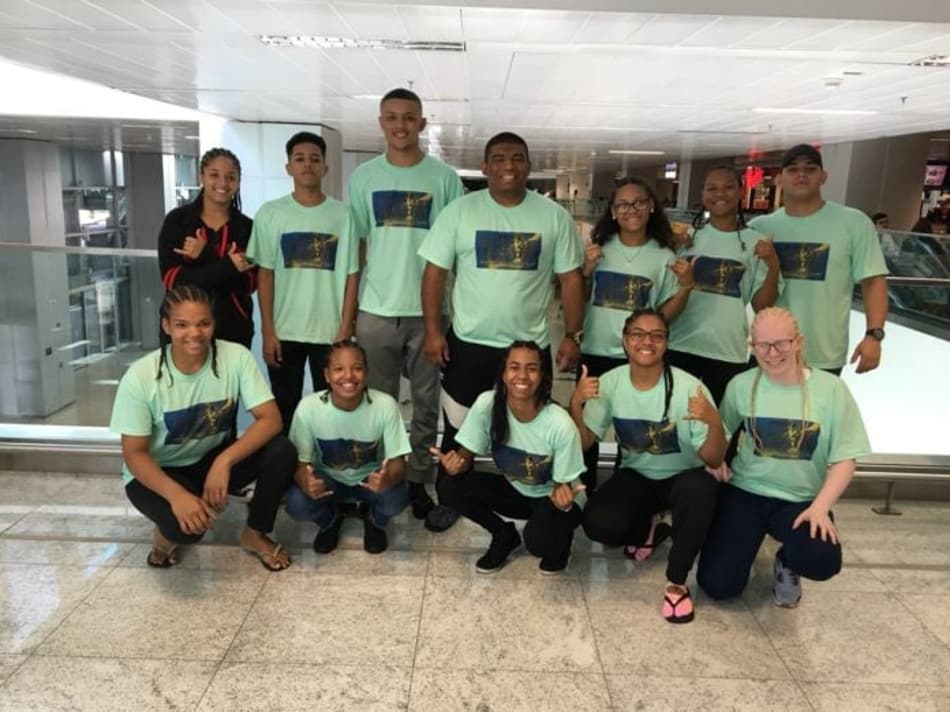 Professor usa o Jiu-Jitsu e muda vida de jovens na Cidade de Deus