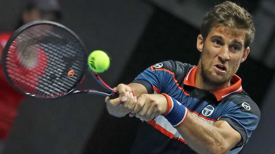 Klizan vira sobre Wawrinka e vai à final em São Petersburgo contra Thiem