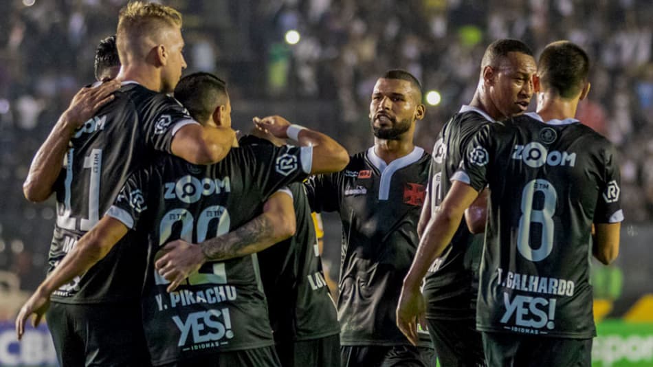 Chance extra! Vasco visita o Santos pra quebrar jejum e novo rumo no BR