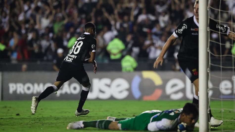 Herói do Vasco, Marrony comemora 1º gol como profissional: ‘Feliz pelo momento’