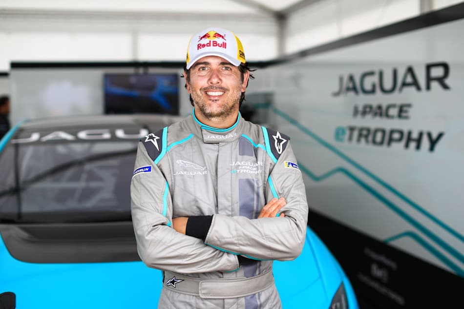 Cacá Bueno e Sérgio Jimenez: estrelas do automobilismo formam equipe brasileira da Jaguar no eTrophy