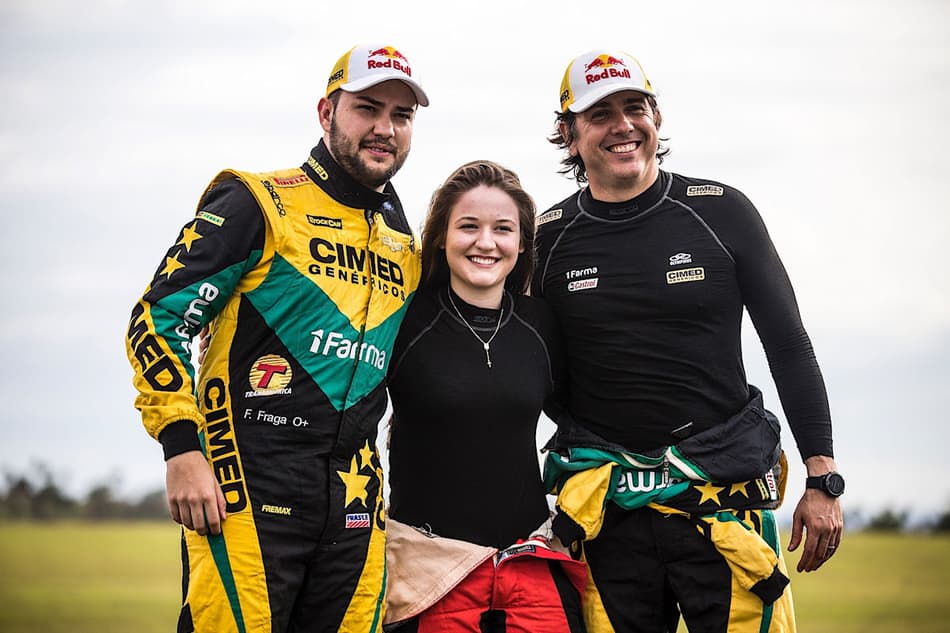 VÍDEO: Destaque do Drift, Bruna Genoin pilota Stock Car da Cimed Racing no Velo Città