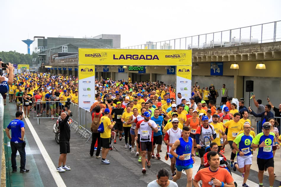 Fãs de Senna podem conferir itens originais do piloto na 15ª edição da Maratona "Ayrton Senna Racing Day"