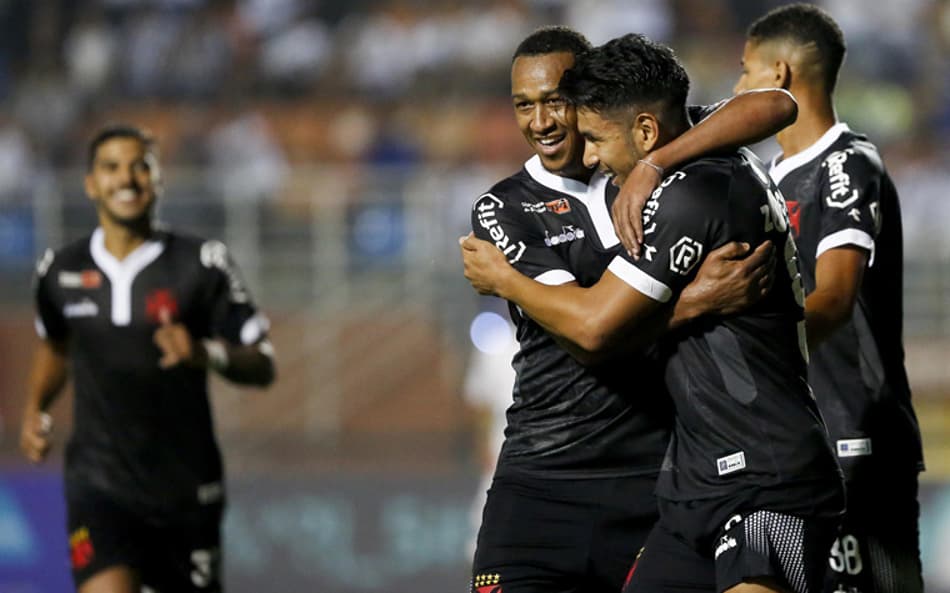 Vice-artilheiro do Vasco, Ríos se aproxima de recorde pessoal na carreira