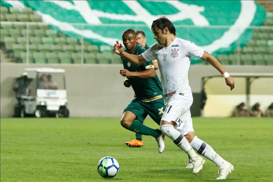 Corinthians x Flamengo: prováveis times, desfalques, onde ver e palpites